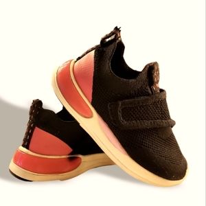 Zara girls tennis shoes size 8